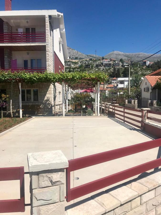 Apartmani Rada تريبينيي المظهر الخارجي الصورة